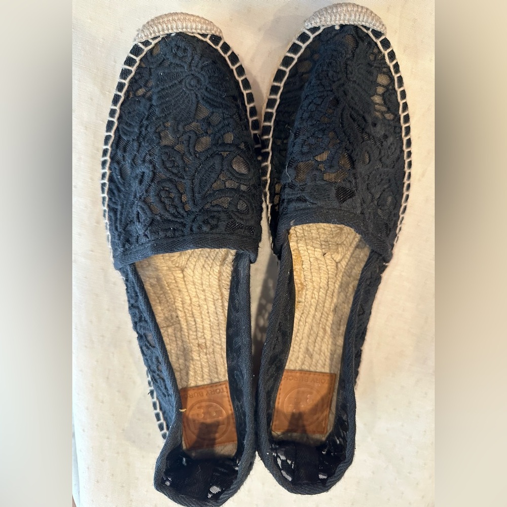 Tory Burch Jackie black crochet lace flat espadrilles Size 10 EUC